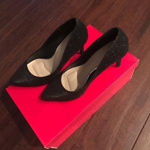 Kelly & Katie Black shimmer heels size 6